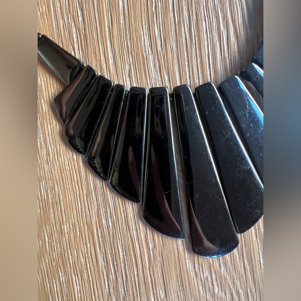 Chico’s Graphite Silver Statement Geometric Neckl… - image 2